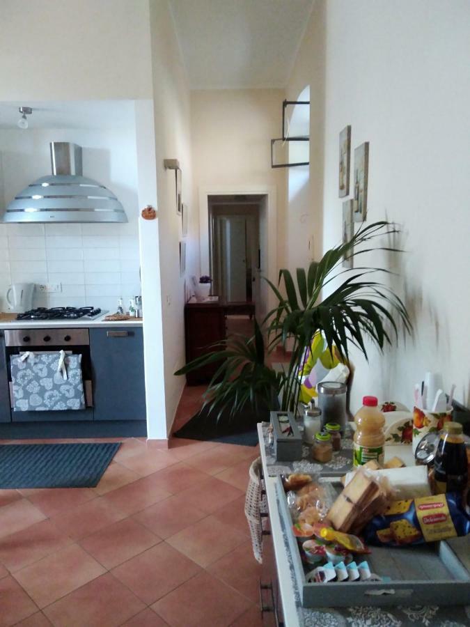 Fronte Al Porto Leilighet Salerno Eksteriør bilde