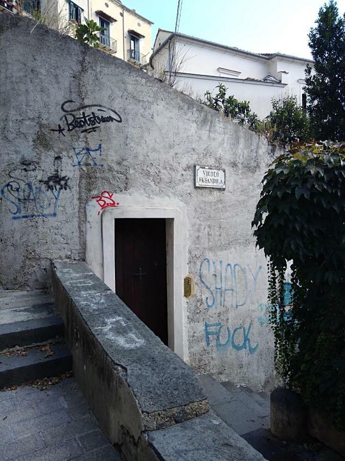 Fronte Al Porto Leilighet Salerno Eksteriør bilde